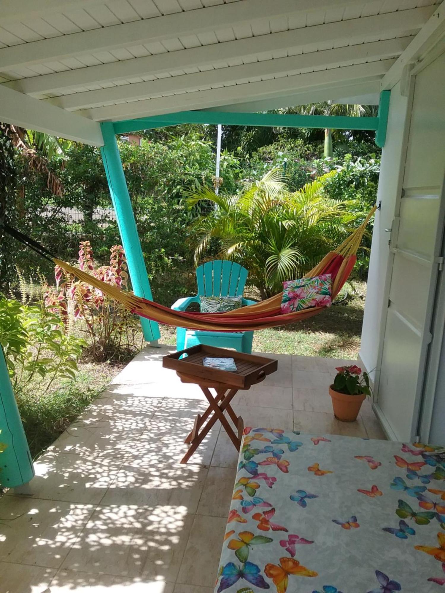 Gite Cajou Dans Jardin Tropical Ventile A Sainte-Anne エクステリア 写真